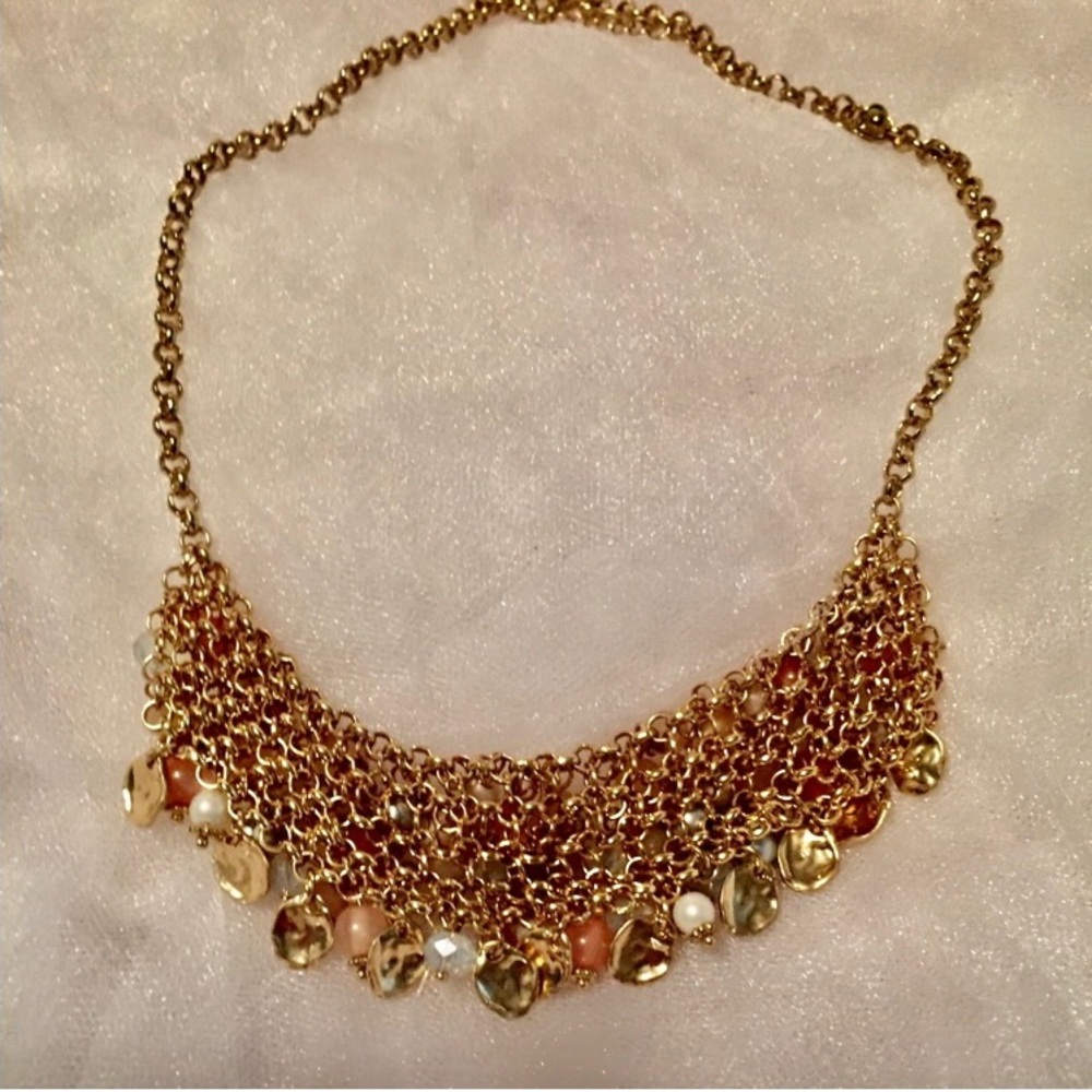 💛🎉🎊✨Host Pick✨💛🎉🎊✨Gorgeous Vintage Necklace 💛🎉🎊✨💛 - Picture 2 of 3